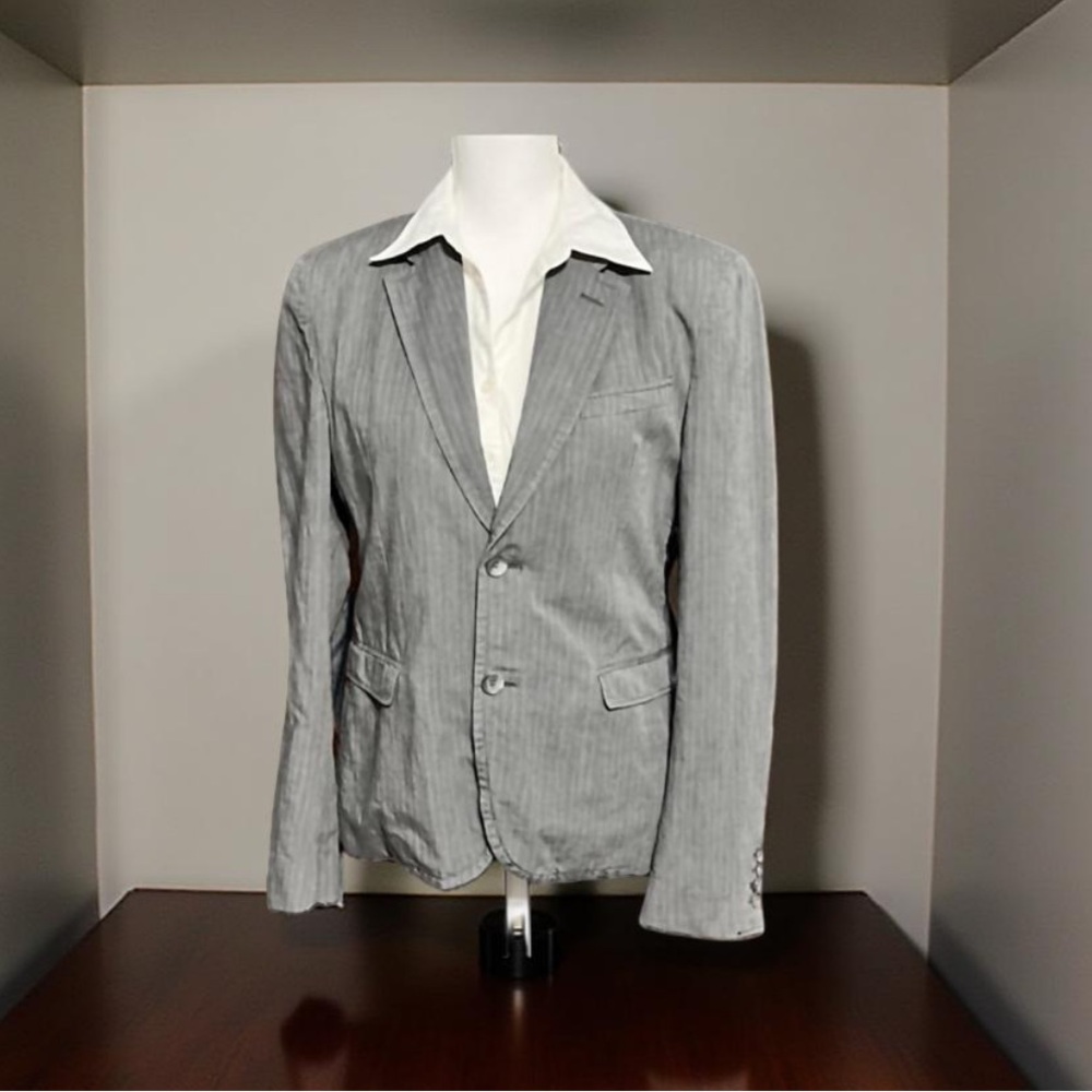 Dolce & Gabbana Pinstriped Grey Blazer Jacket GUC Small
